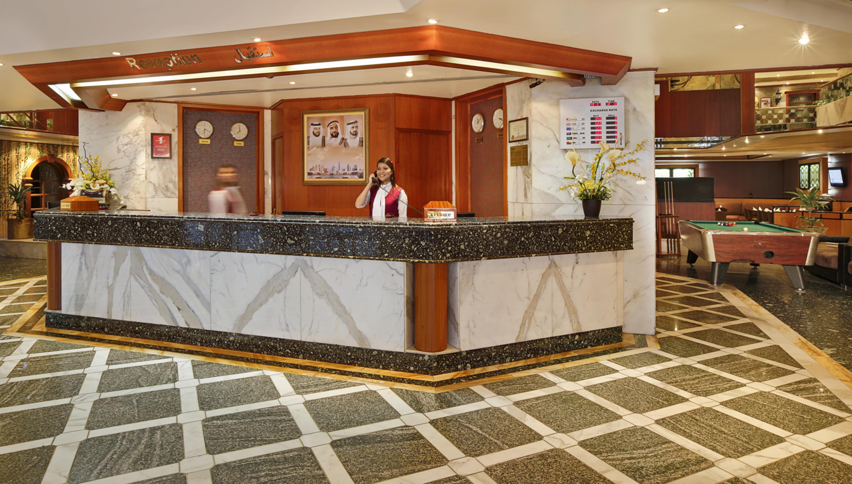 Admiral Plaza Hotel Дубай Экстерьер фото